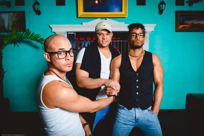 Rey Ceballo y Tripulacion Cubana