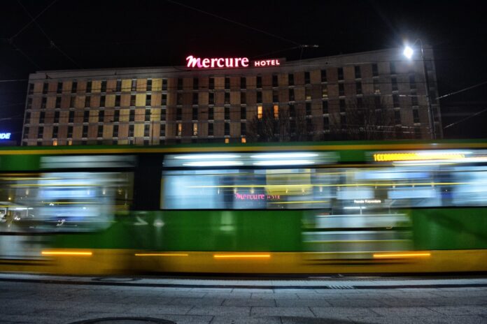 Rusza budowa drogi i trasy tramwajowej na Naramowice - podpisano umowę