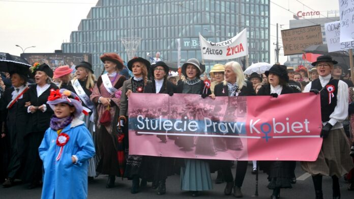 Stulecie praw kobiet