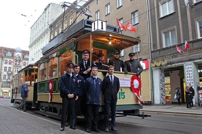 zabytkowy tramwaj