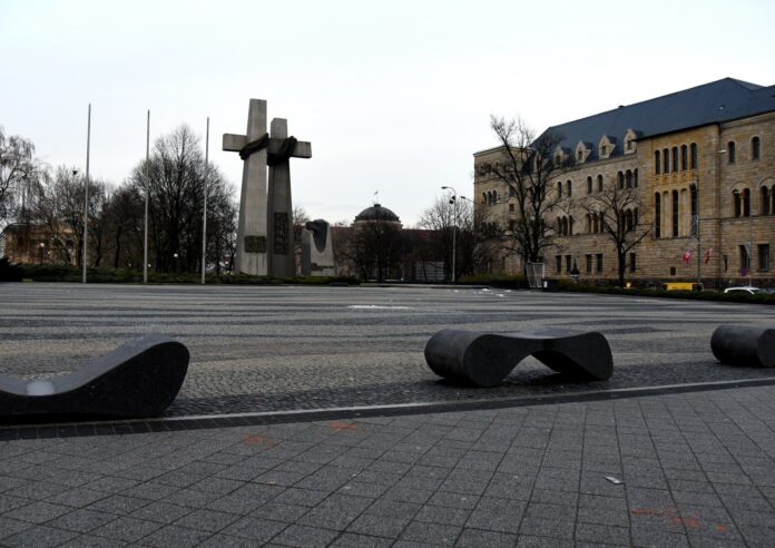 Ławki zwiększające bezpieczeństwo