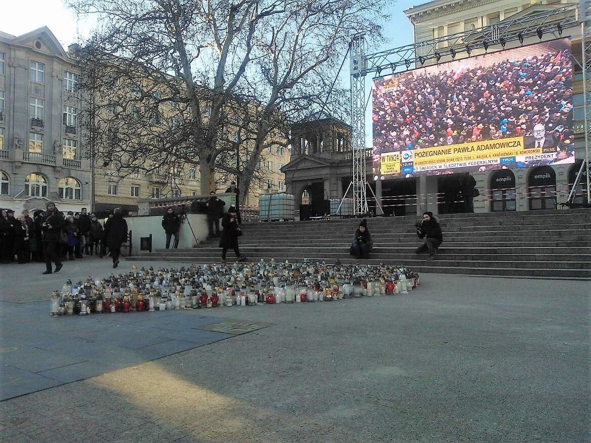 Poznaniacy pożegnali prezydenta Adamowicza