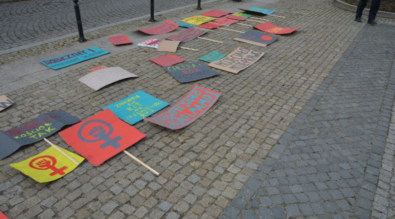 Poznań: “Ani pana – ani plebana. To my jesteśmy rewolucją!” Manifa 2019 (zdjęcia)