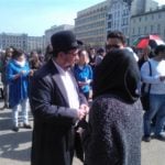 Poznań: Hello Brother, Hello Sister. Demonstracja solidarnościowa na placu Wolności