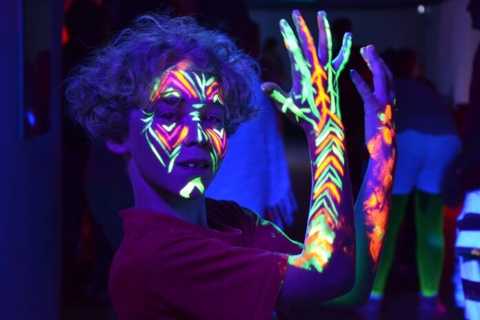fluo party