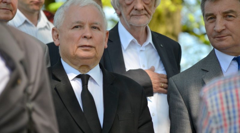 Jarosław Kaczyński, Ryszard Terlecki i Marek Kuchciński fot. Silar