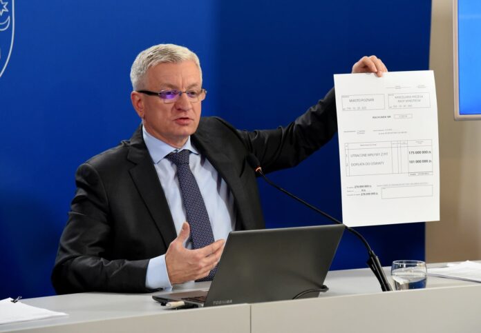 Jacek Jaśkowiak wystawia rachunek rządowi fot. UMP