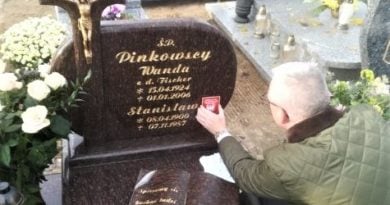 Oznakowanie-grobu-Stanisława-Pinkowskiego-na-cmentarzu-w-Łubowie fot. TPPW