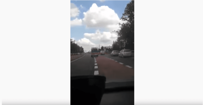 szalona jazda kierowcy za karetką fot. screen youtube