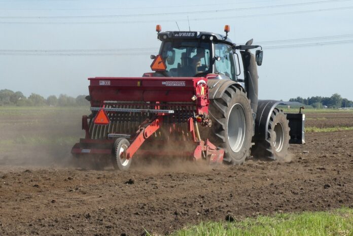 traktor rolnik