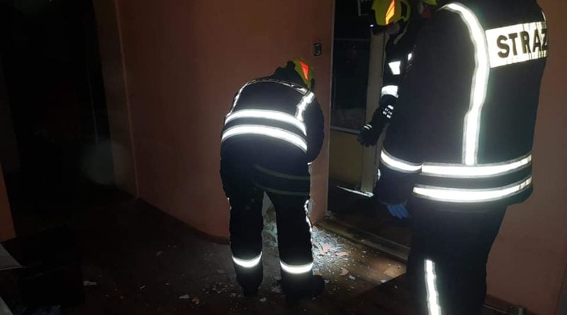 Rogoźno: Strażacy uratowali mężczyznę uwięzionego... we własnej łazience
