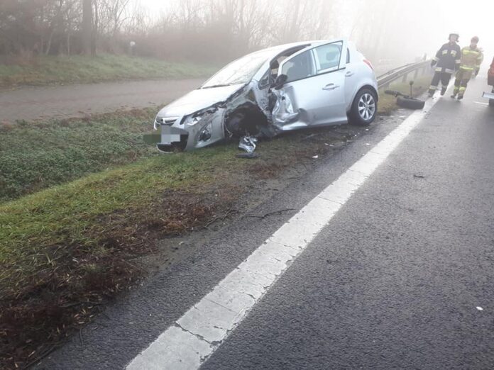 Zderzenie czołowe 2 fot. OSP Rydzyna