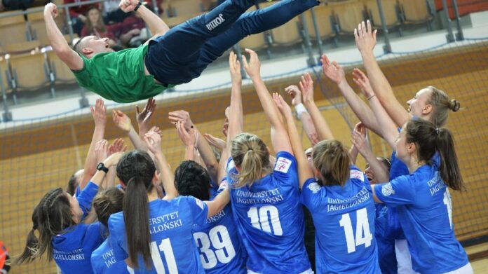 amp-w-futsalu 3 fot. UMP