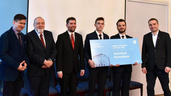 Szkoły podziękowanie fot. UMP