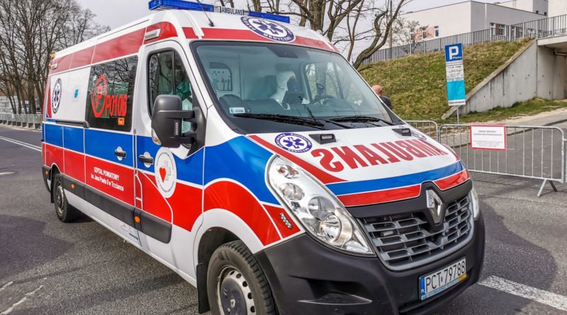 Szpital Zakaźny Szwajcarska ambulans karetka pogotowie strefa zero fot. Sławek Wąchała