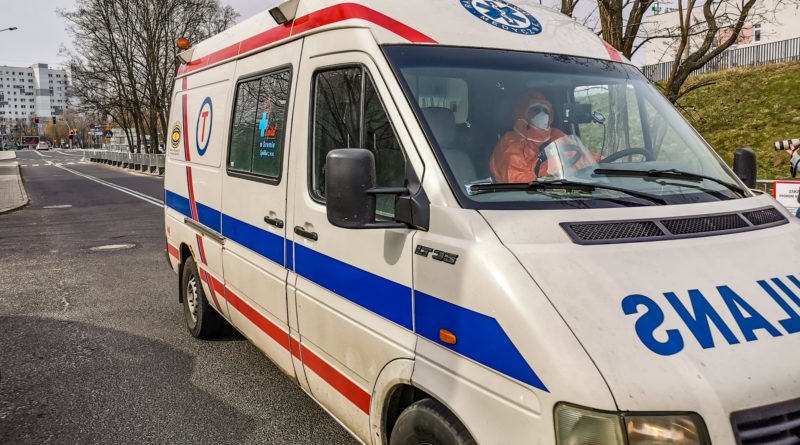 Szpital Zakaźny Szwajcarska ambulans karetka pogotowie strefa zero fot. Sławek Wąchała