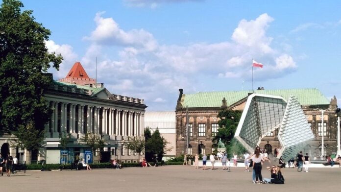 Biblioteka Raczyńskich i Muzeum Narodowe