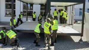 Ostrów Wlkp: Żołnierze WOT zbudowali izbę przyjęć