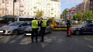 Poznań: Osiem samochodów odholowanych na Garbarach