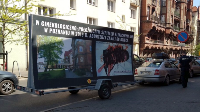 plakat antyaborcyjny fot. Lazarzpl