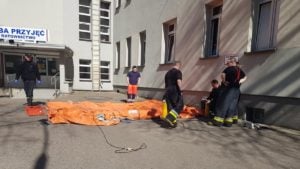Wyrzysk: Przed szpitalem powstał namiot