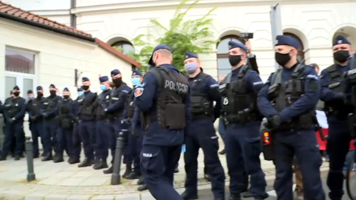 protest Pałac Prezydencki prt sc