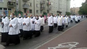Poznań: Około 1500 osób wzięło udział w procesji Bożego Ciała