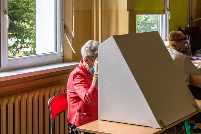 Wybory 2020 głosowanie lokal wyborczy fot. Sławek Wąchała