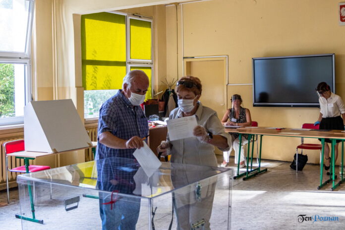 Wybory 2020 głosowanie lokal wyborczy fot. Sławek Wąchała