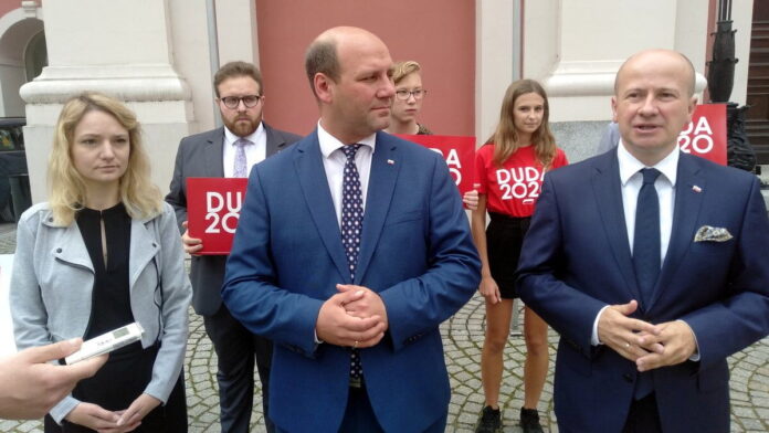 B. Wróblewski, S. Szynkowski vel Sęk, K. Strzelecka