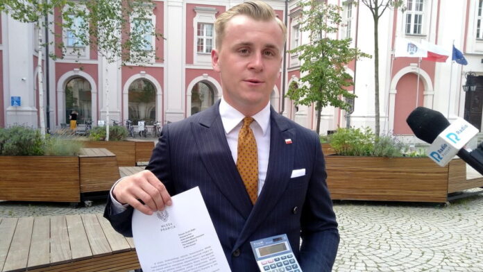 Młoda Prawica podwyżki cen biletów2