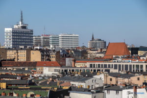Poznań ponad dachami z WCO przy Garbarach fot. Sławek Wąchała