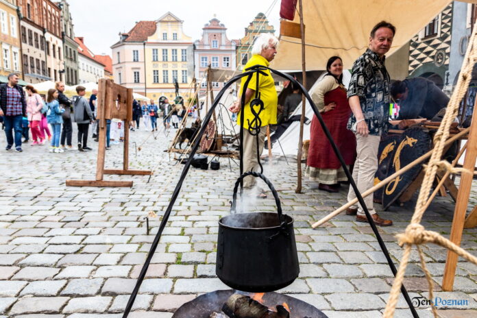 Poznański Jarmark Świętojański Osada Wczesnośredniowieczna fot. Sławek Wąchała
