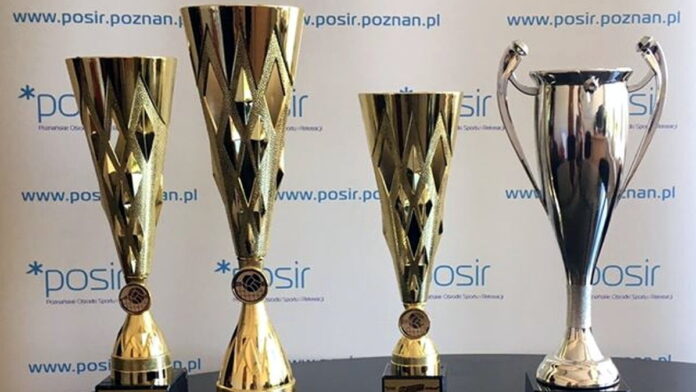 puchary, fot. POSiR