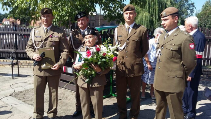 kapitan Joanna Kiąca-Fryczkowska - awans na majora fot. 12WOT