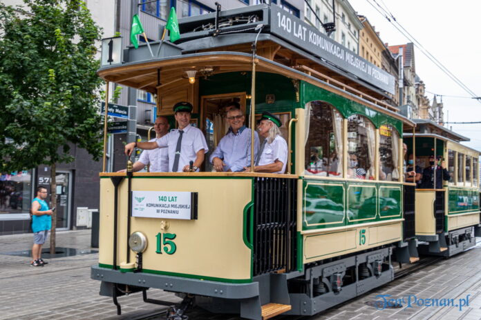 140 lat MPK w Poznaniu Parada fot. Sławek Wąchała