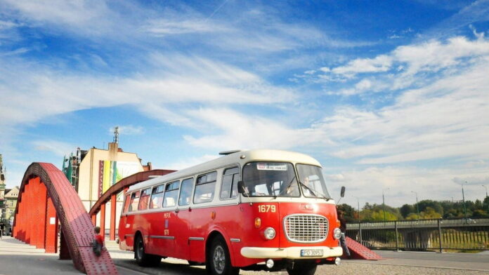 Autobus na Dni Twierdzy Poznań fot. ZTM