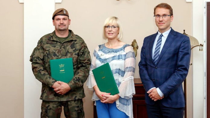 uratowali tonącego fot. UM Trzcianka