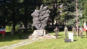 Poznań: Obchody 81. rocznica agresji ZSRR na Polskę przy pomniku Ofiar Katynia i Sybiru