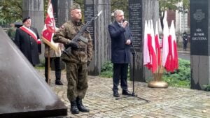 Poznań: Wielkopolanie oddali cześć bojownikom Armii Krajowej i Polskiego Państwa Podziemnego