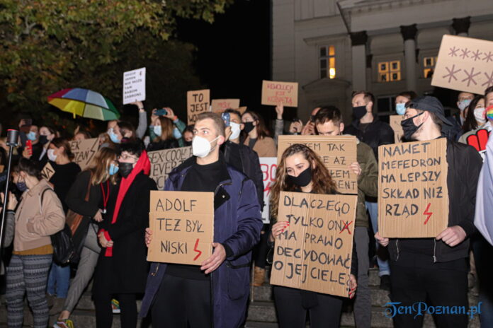 Protest - Aborcja wszędzie, bo była, jest i będzie fot. Sławek Wąchała