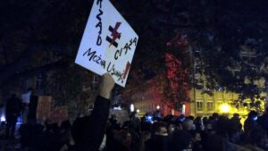 Poznań: Ratownicy medyczni ze Strajkiem Kobiet