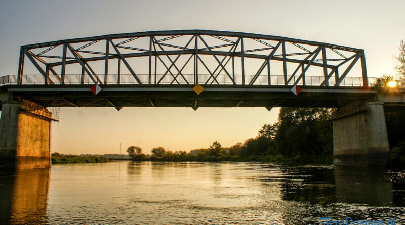 Budowa mostu w Rogalinku nad Wartą archiwum 2014 stary most fot. Sławek Wąchała