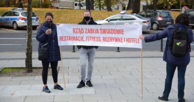 Czarna polewka protest gastronomii fot. K. Adamska