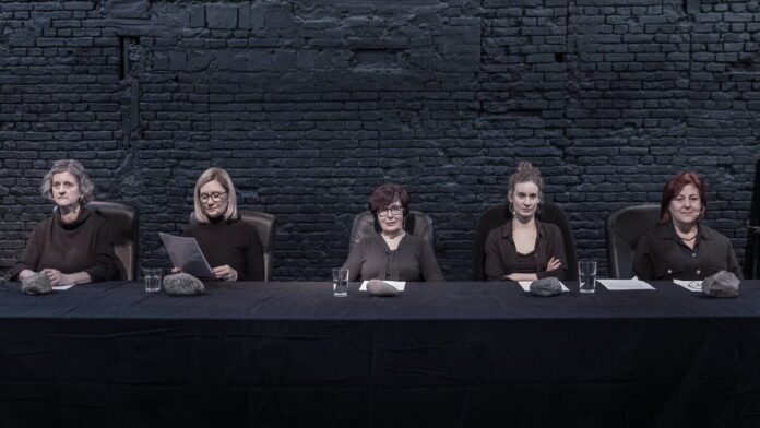 Niewidzialne kobiety. Jak dane tworzą świat skrojony pod mężczyzn fot. Teatr Ósmego Dnia