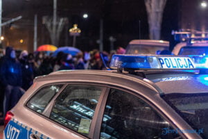 Policja policja radiowóz Partyzantka Poznań Strajk Kobiet fot. Sławek Wąchała