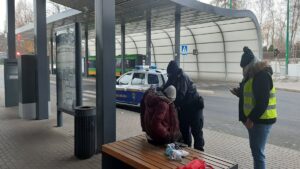 Poznań: Strażnicy miejscy apelują: pamiętajmy o bezdomnych!