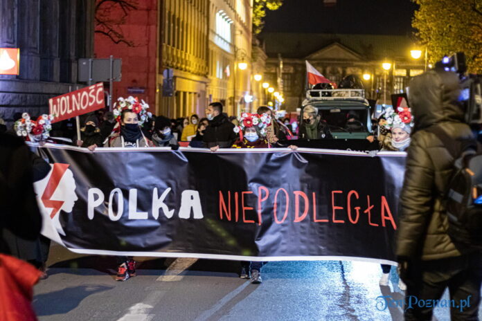 PROCES Kobiecego Ciała Strajk Kobiet fot. Sławek Wąchała