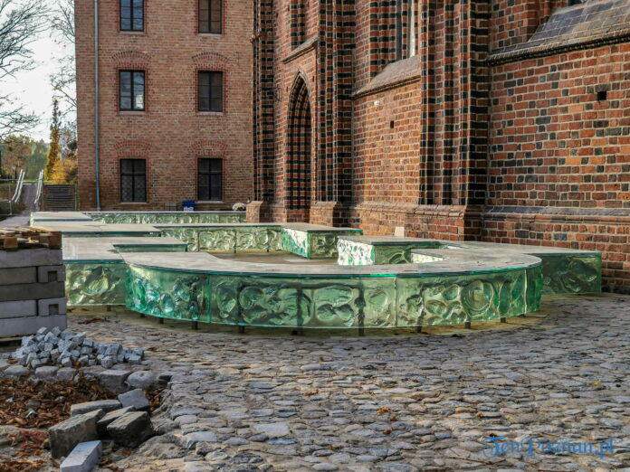 Palatium Mieszka I i Dobrawy budowa instalacji fot. Sławek Wąchała