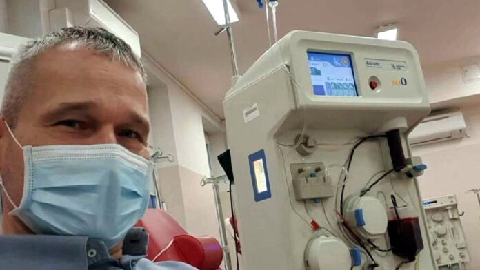 Jędrzej Solarski oddaje osocze fot. UMP